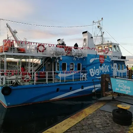 Rodzinny 1 Pietro アパート